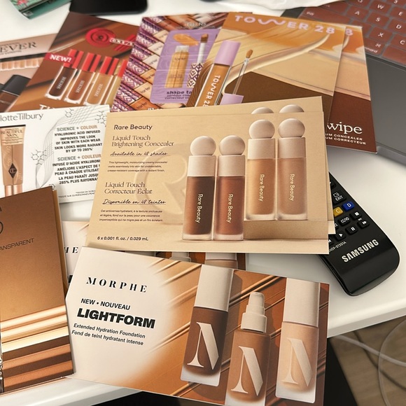 Sephora sampler foundation/concealer sampler - Picture 3 of 3